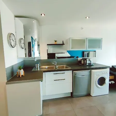 Cap D'agde Naturiste F * Agde